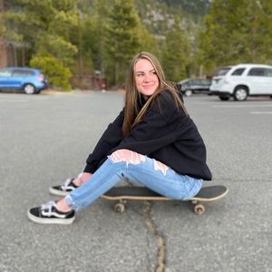 Meet your Posher, Lexi